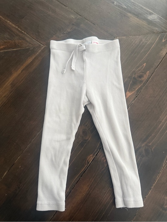 Zara Other - Zara Beige Ribbed Leggings Size 12/18 Month
